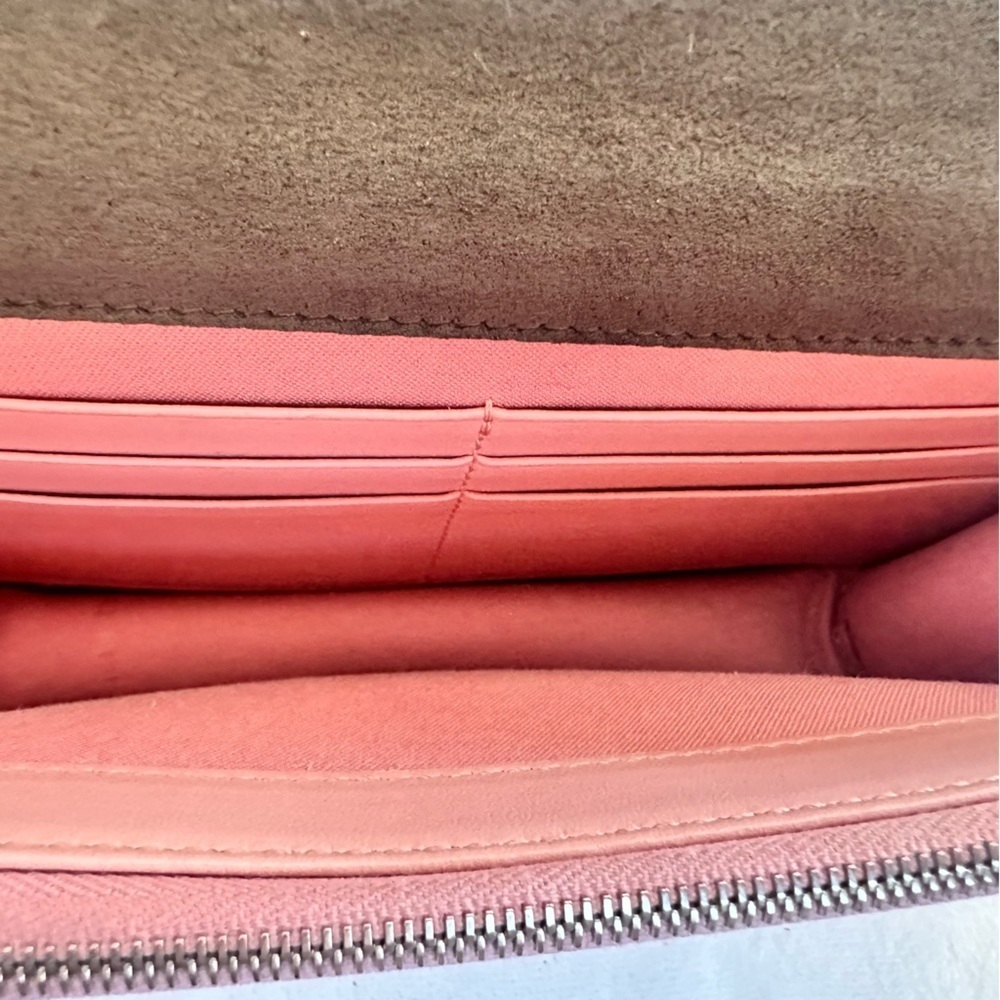 Fendi Vitello Century Hypnoteyes  Wallet on Chain - Picture 10 of 13